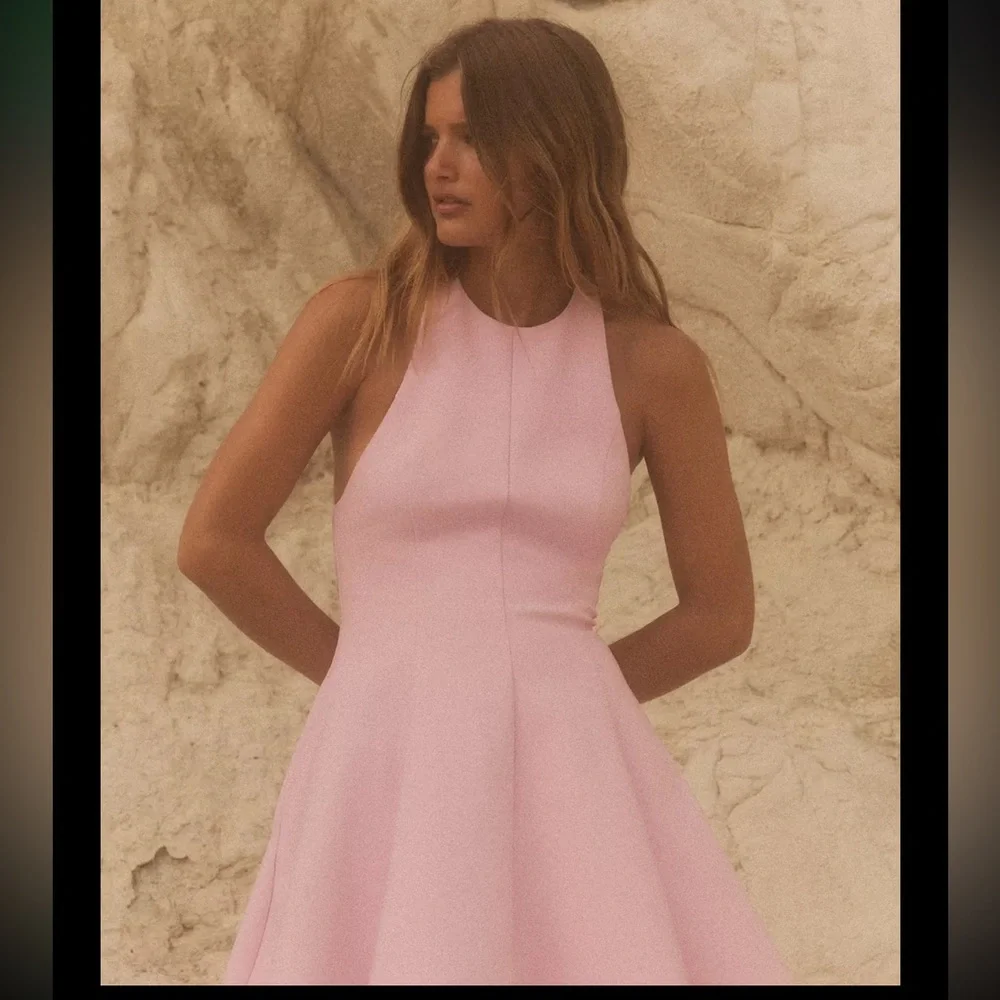 Zara short halter dress with godets, pastel pink - Picture 8 of 15